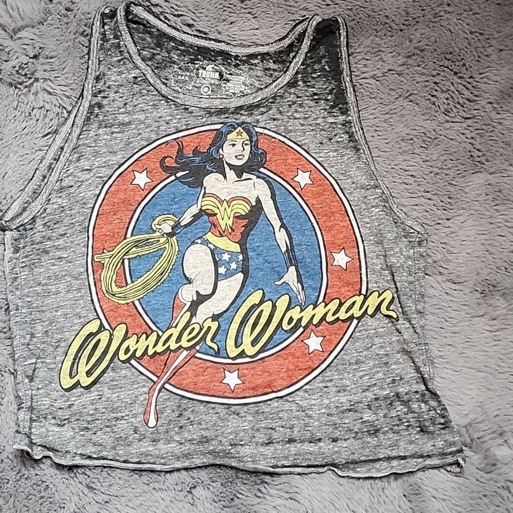 NWOT Wonder Woman Tank Size Medium